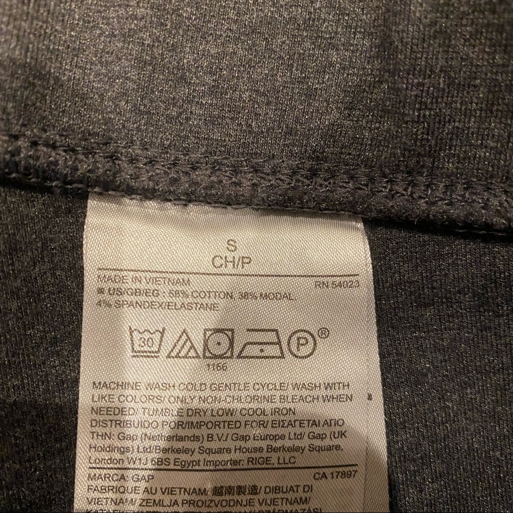 GAP pants - Picture 5 of 5